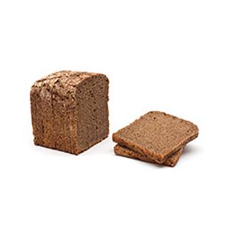 Schwarzbrot geschnitten