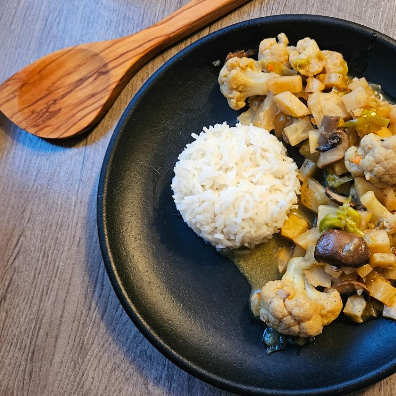 Sellerie-Gemüse-Curry mit Kokosmilchsauce