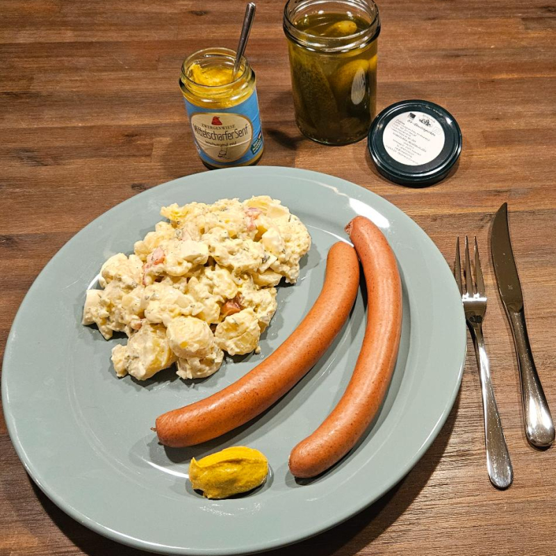 Kartoffelsalat mit Wiener Rinder-Würstchen
