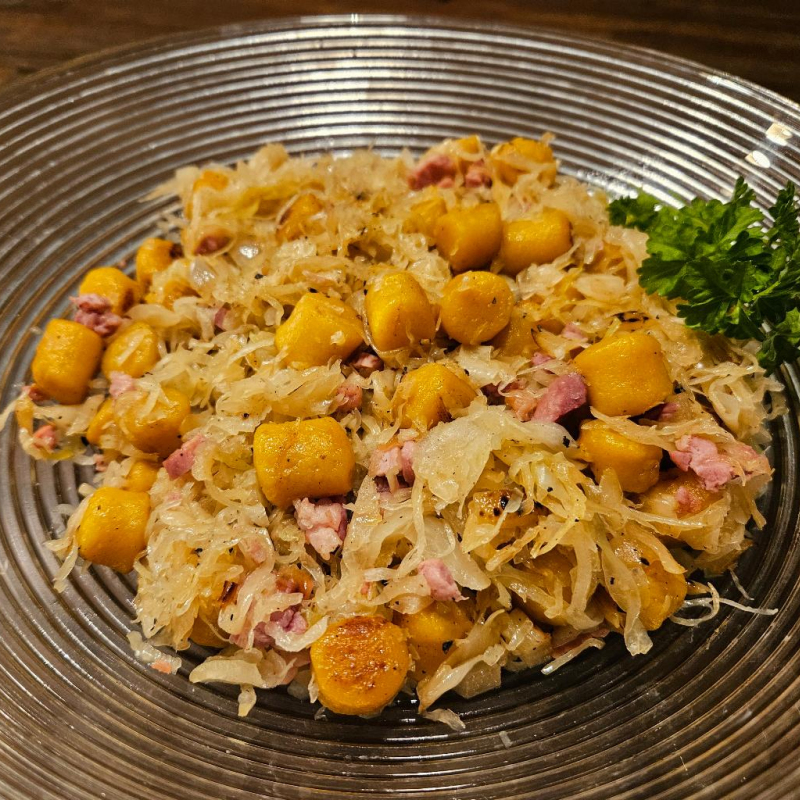 Sauerkraut mit Kürbis Nockerl, leicht und schnell