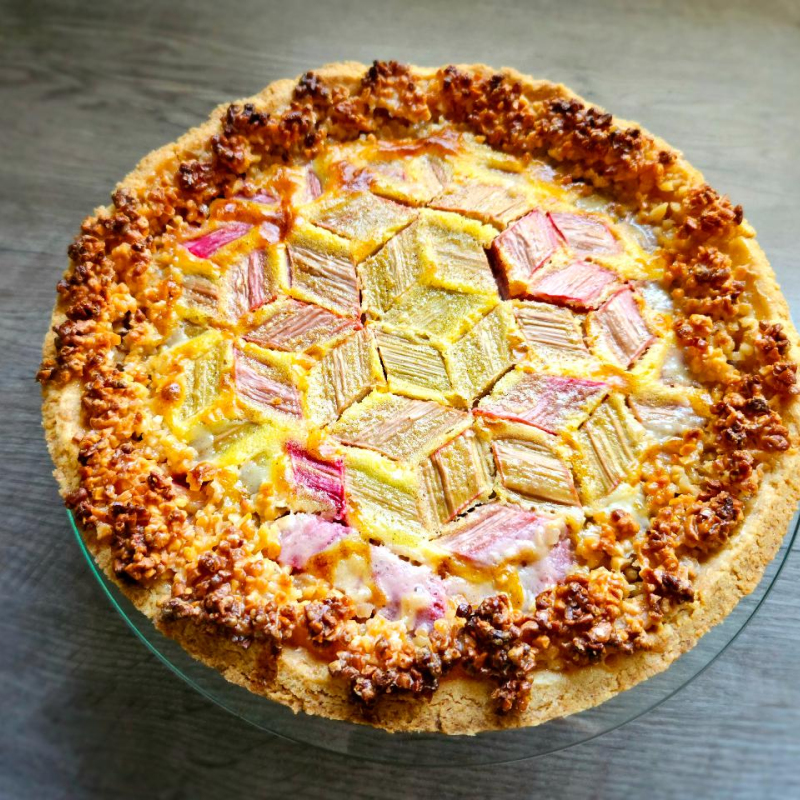 Rhabarberkuchen mit Rautenmuster