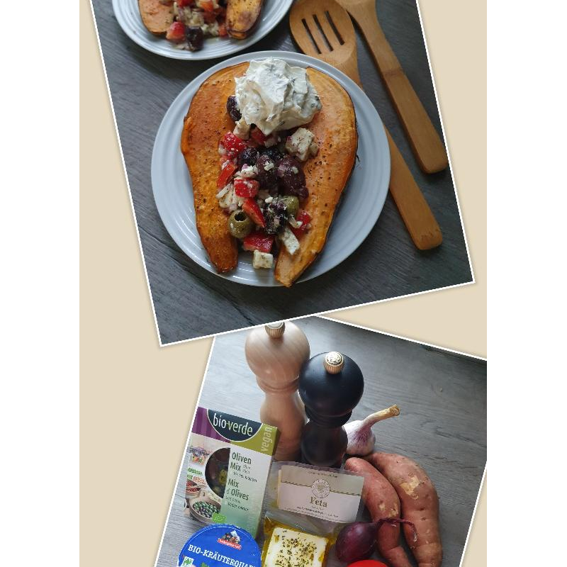 Süßkartoffeln gebacken mit Oliven-Feta-Salat